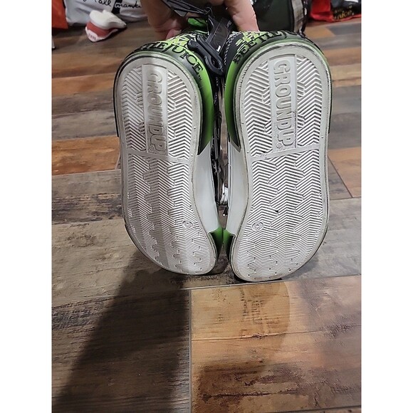 BEETLEJUICE - SIZE: 6 - Women's High-Top Sneakers W/Cushioned Insoles! - NEW! - Picture 10 of 12